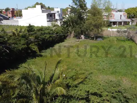 502 e/ 3 y 4 , Piso 0