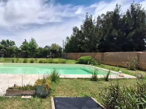 502 e/ 3 y 4 , Piso 0