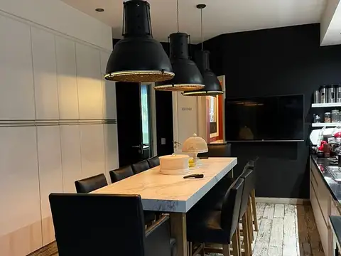 Casa Chalet  en Venta en La Horqueta, San Isidro, G.B.A. Zona Norte