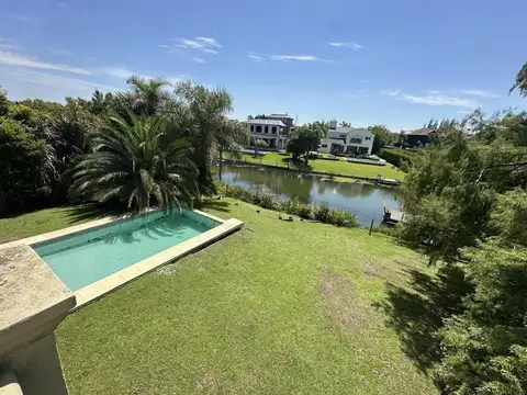 Venta Casa, Barrio Los Castores, Nordelta, al Lago