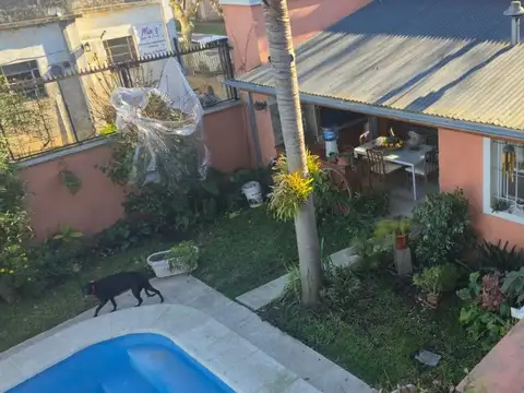 Casa 4 ambientes con 3 baños