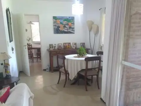 Casa en Alquiler Temporal con 2 cocheras