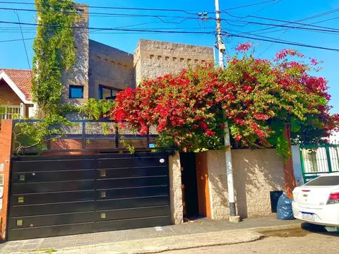 Casa en Venta en Avellaneda, USD 300.000