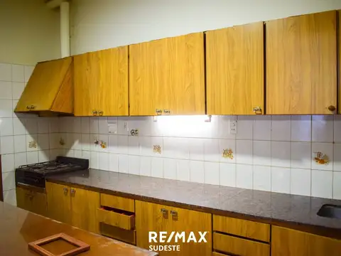 CASA con doble ingreso, zona SALTA Y 12 DE OCTUBRE