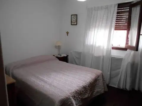 Depto Tipo Casa 4 ambientes con 1 baño