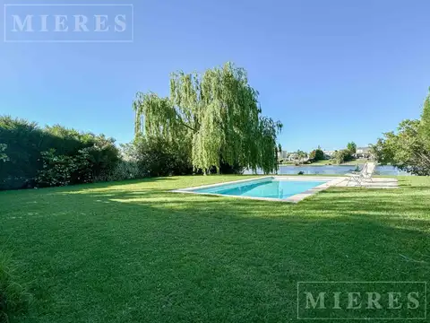 Casa en venta a La Laguna en San Francisco - Villanueva