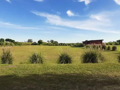 Terreno en venta en Casuarinas del Pilar 100