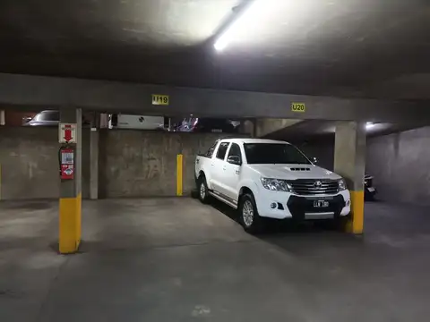 VENTA COCHERA BOULEVARD OROÑO