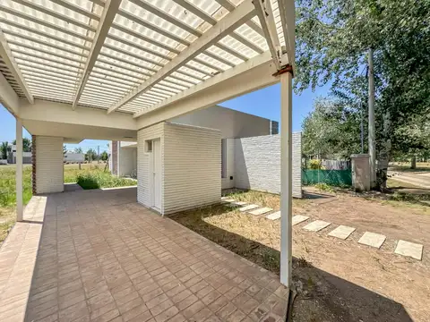 Casa en Venta en Piñero, USD 158.000