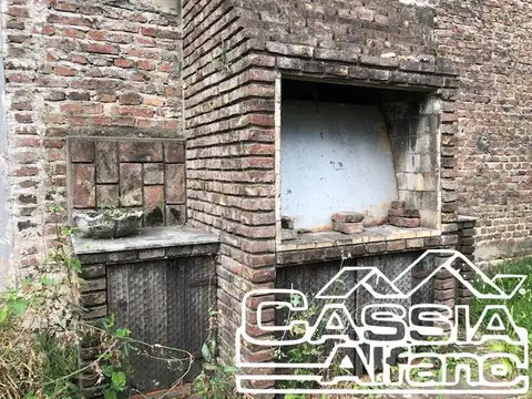 Casa en Venta con 3 cocheras