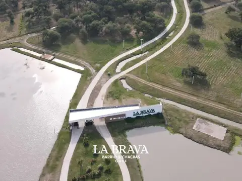 Terreno en Venta en Laguna Blanca, USD 8.000