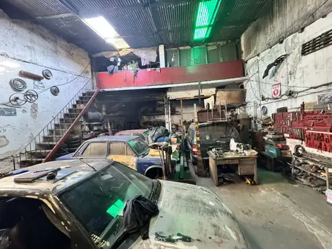 Galpon en Venta 17,30  mts Fondo