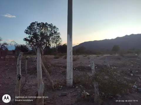 VENTA CASA EN ESQUINA  CON 2 HECTAREAS-