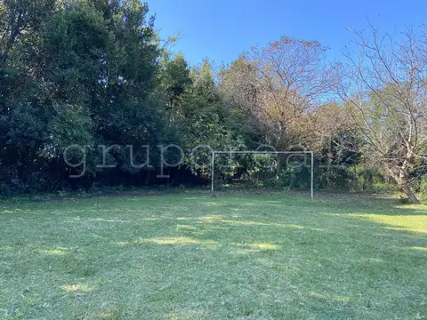 Campo en Venta con Alambrado