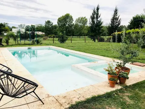 Casa 5 ambientes con 5 baños