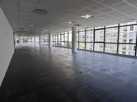 Oficina en Alquiler al Oeste