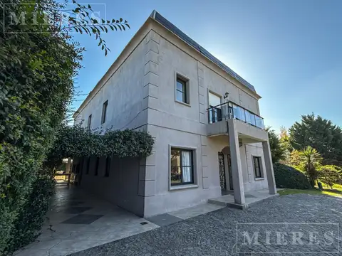 Casa en Venta de 4 dormitorios