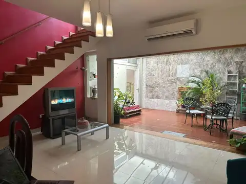 Depto Tipo Casa en Venta de 5 ambientes