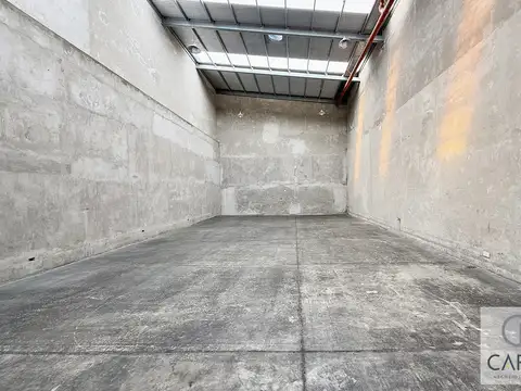 Galpon en Alquiler 9  mts Frente