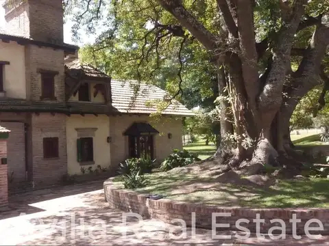 Quinta en Venta de 4 dormitorios