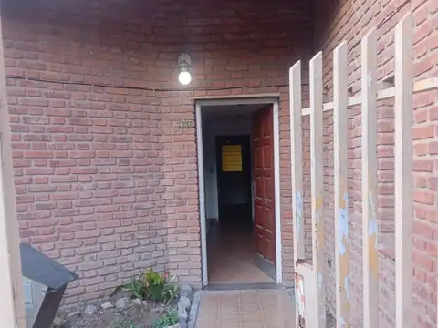 Depto Tipo Casa en Alquiler de 2 ambientes