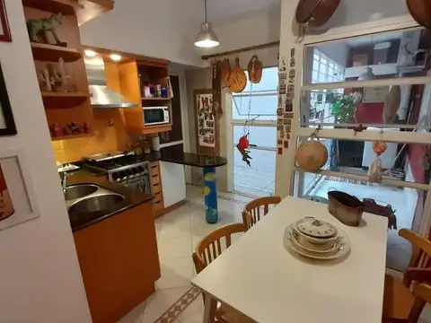 Semipiso 4 ambientes c/dependencia de serv - Quilmes Centro