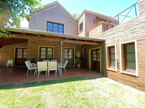 Casa en Venta en Arguello, USD 290.000