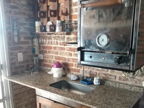 Casa 4 ambientes con 3 baños