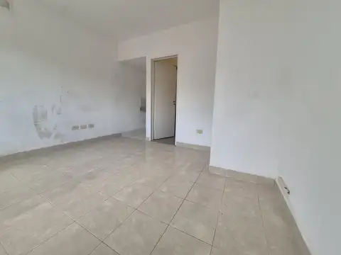 Oficina en Alquiler al Este