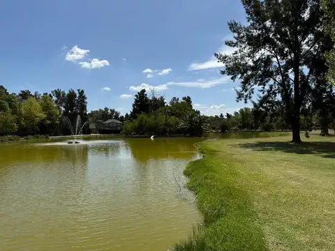 Casa en Venta 4 Ambientes en Farm Club, Pilar