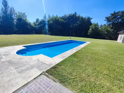 Casa en Venta en Lujan, USD 235.000