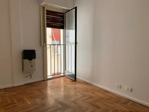 2 amb. Mexico y 9 de julio re pint. sol