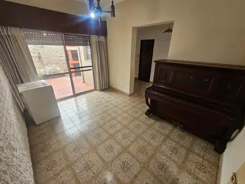 Depto Tipo Casa en Venta de 3 ambientes