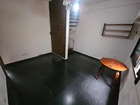 PH 4 AMB. CO N PATIO EN VILLA LUZURIAGA