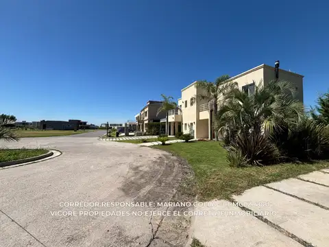 Casa en Venta en Lagos De Canning, USD 340.000