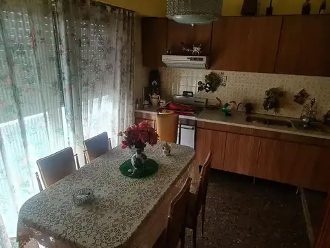 Depto Tipo Casa en Venta de 4 ambientes