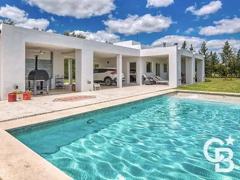 CASA en venta 3 dormitorios, Estancia Las Malvinas, Brandsen, A. Del Valle 1350