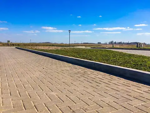 Terreno en Venta 20  mts Frente