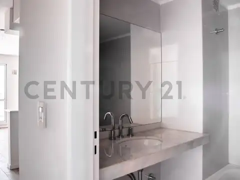 Avellaneda 600, Piso 2