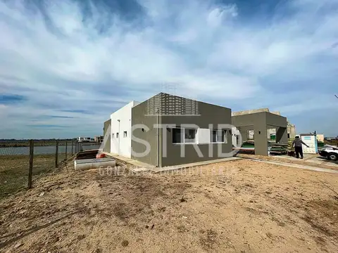 Casa en Venta en Pilar, USD 240.000