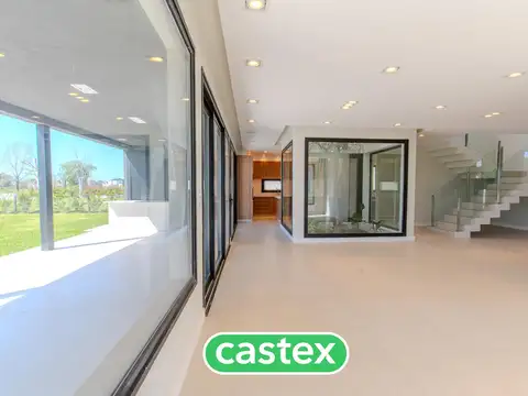 Casa en venta en Terralagos Canning