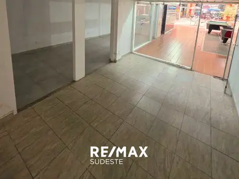 Local en Venta 44 años