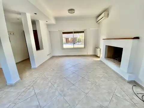 Casa en Venta en City Bell, USD 330.000