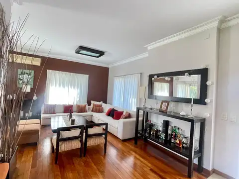 Casa en Alquiler Temporal de 4 dormitorios