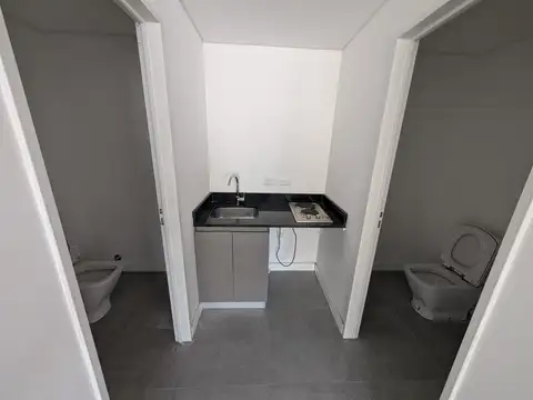 Oficina Monoambiente con 2 baños