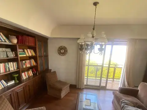 Departamento en Venta con 2 cocheras