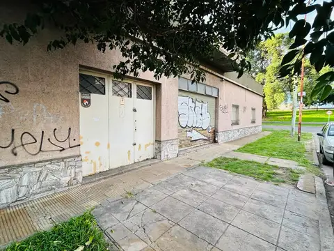 Terreno en Venta 21  mts Fondo