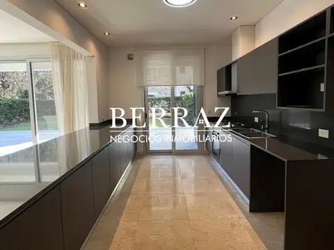 Departamento en Venta en Pilar, USD 660.000