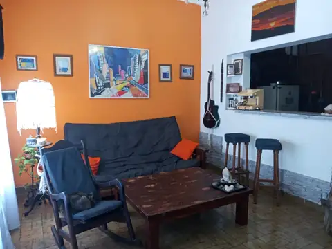 Depto Tipo Casa en Venta de 4 ambientes