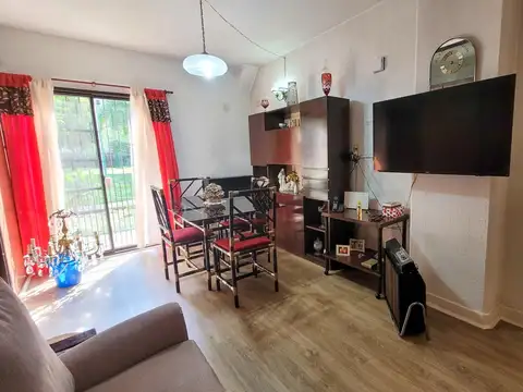 Las Flores 1600, Piso PB